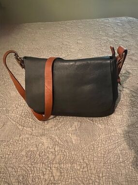 Fossil Classic Black Leather Flap Bag with Brown Strap w/ Brass Zipper